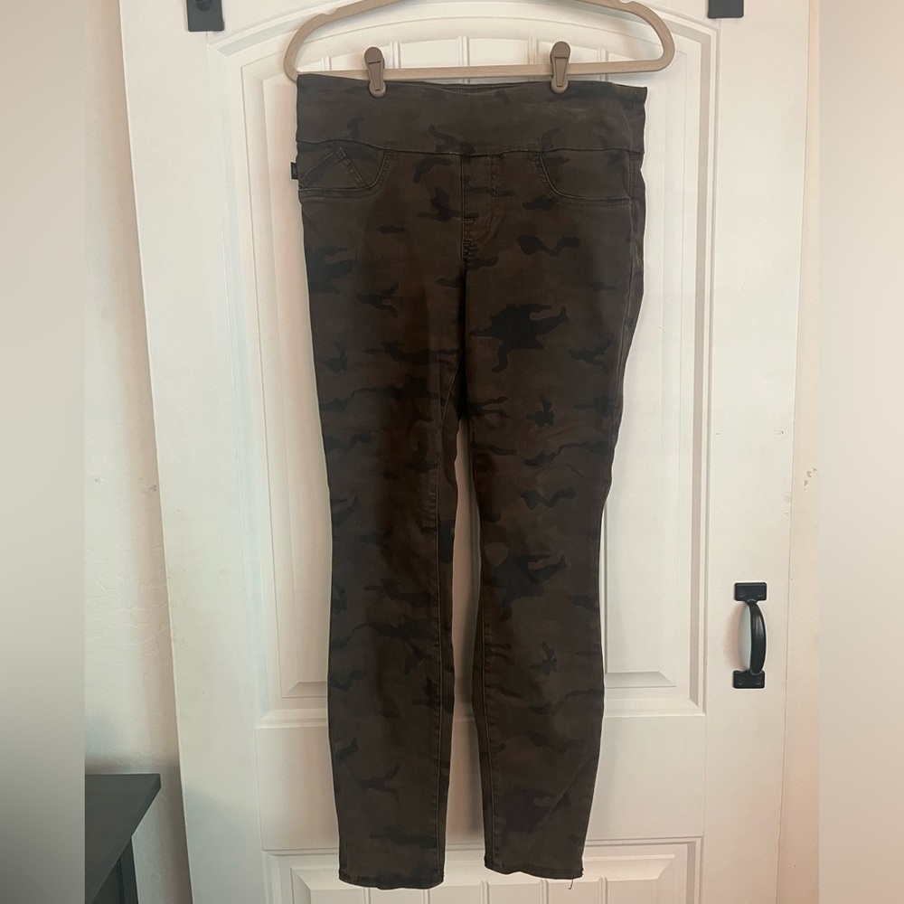Brown Camo Rock & Republic Denim RX Slimming pull on jeans